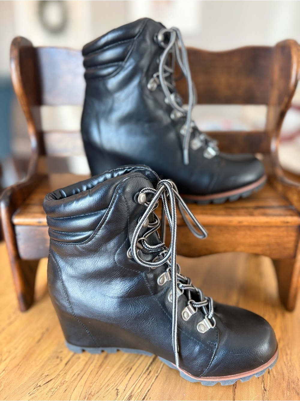 Esprit Sammie Black Wedge Combat Ankle Boots Women’s 7.5 Lace Up